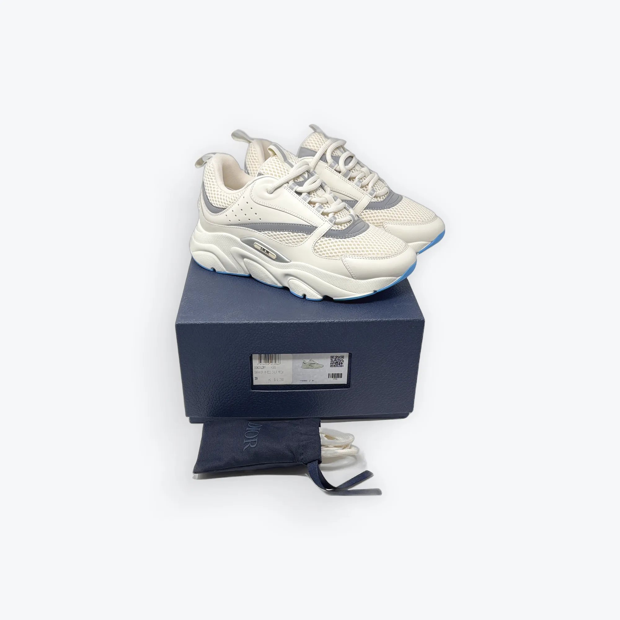 B22 ‘Cream / Light Blue’