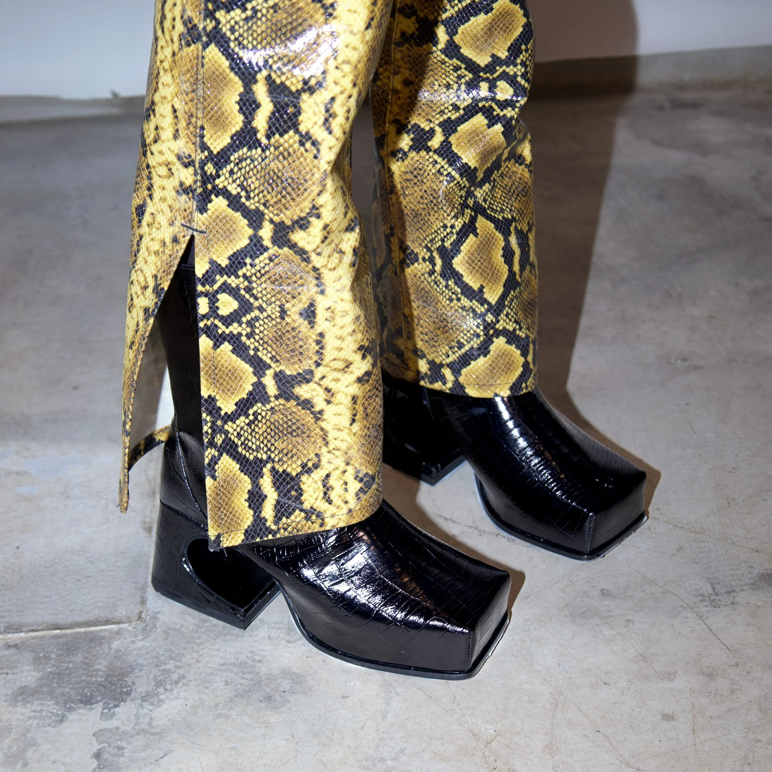 Black Coco Roxy Boots