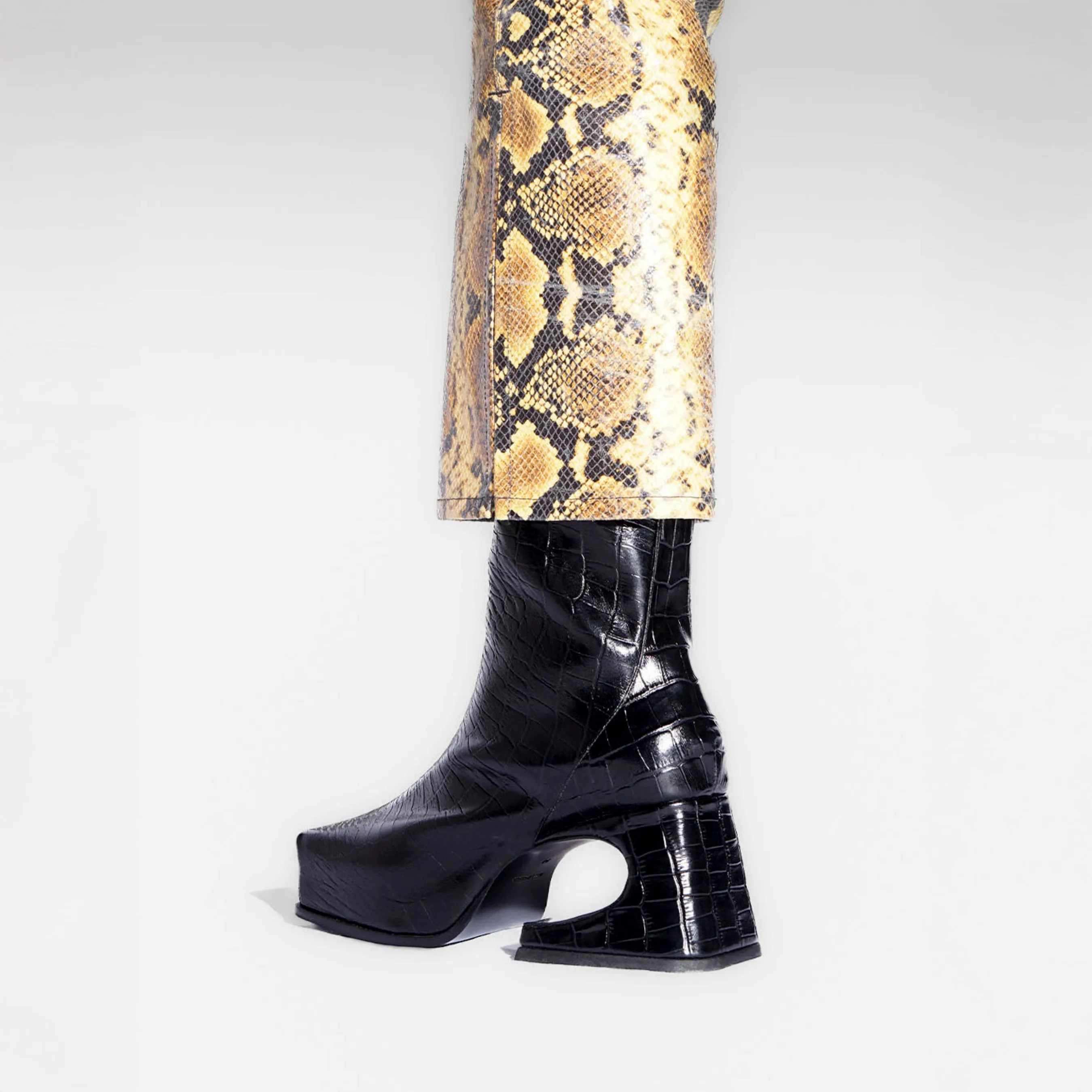 Black Coco Roxy Boots