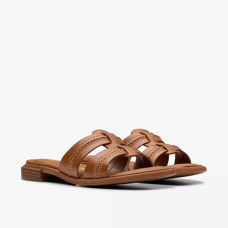 Clarks Women's Ariany Mule Tan Leather 26181239