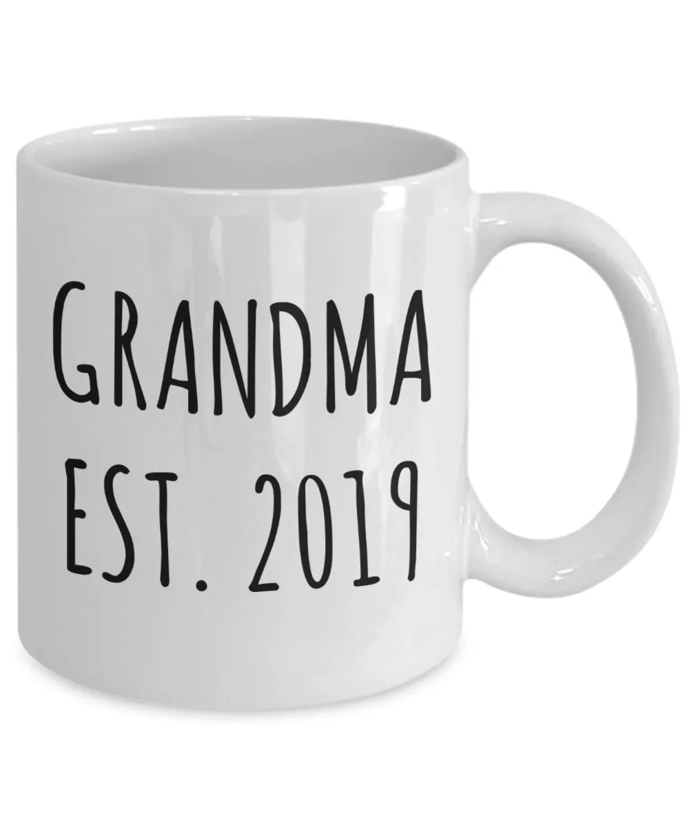 Grandma Est 2019 Mug Grandmother Reveal Gifts Coffee Cup