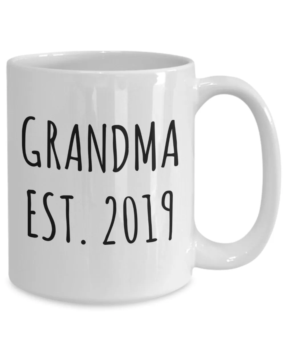 Grandma Est 2019 Mug Grandmother Reveal Gifts Coffee Cup