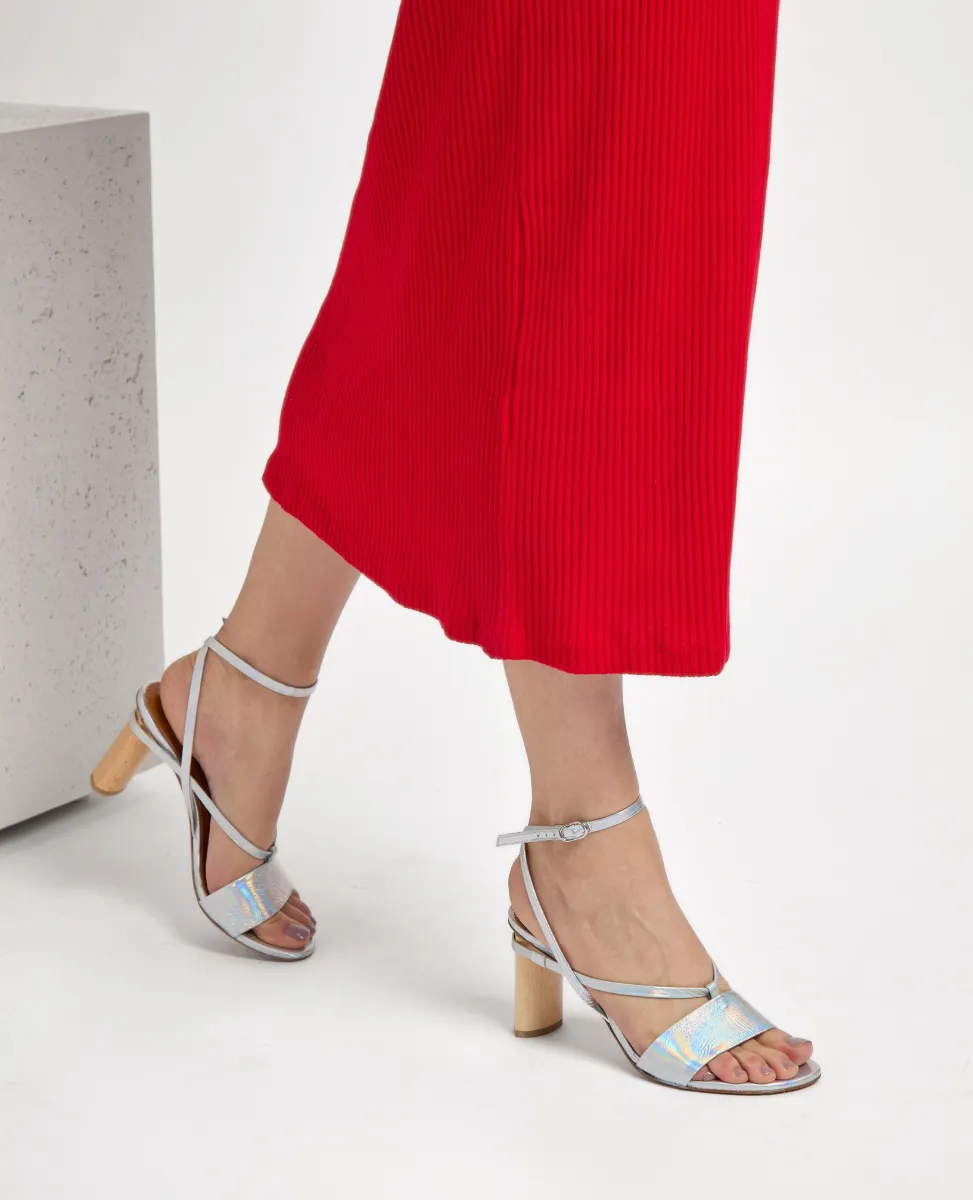 Gravity Heel