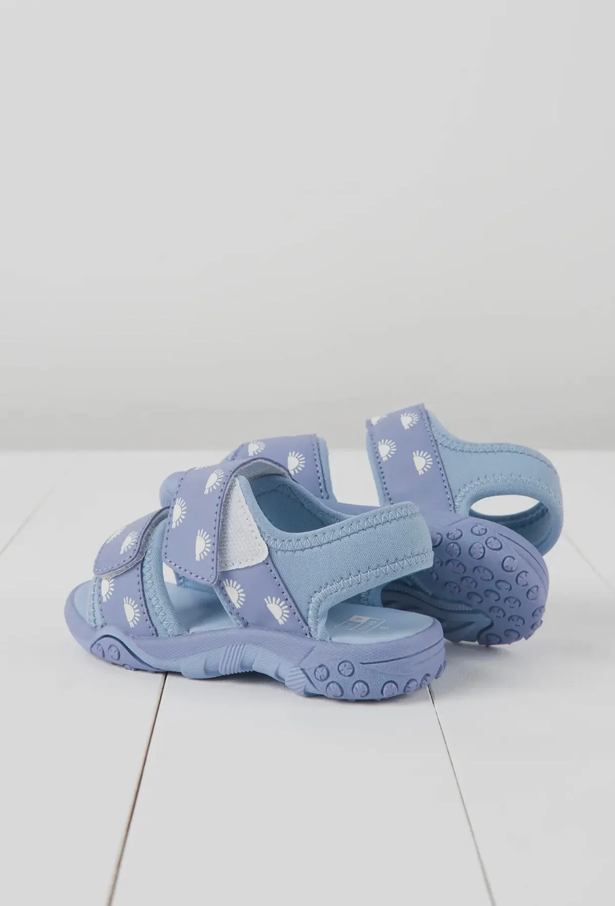 Lavender Color-Changing Sandals