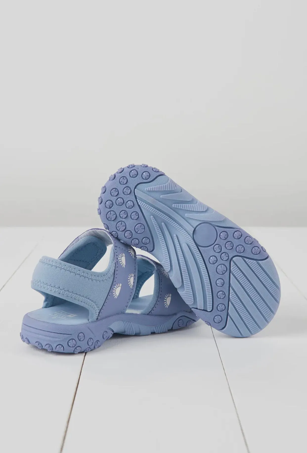 Lavender Color-Changing Sandals
