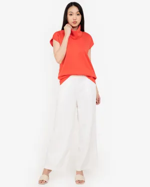 LORICA HIGH COLLARED TOP
