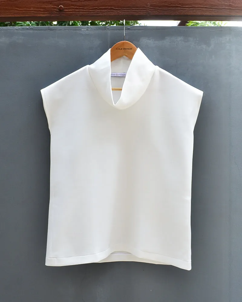 LORICA HIGH COLLARED TOP
