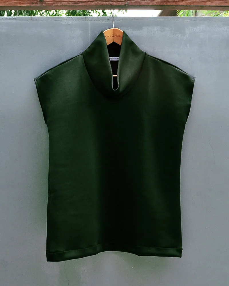 LORICA HIGH COLLARED TOP