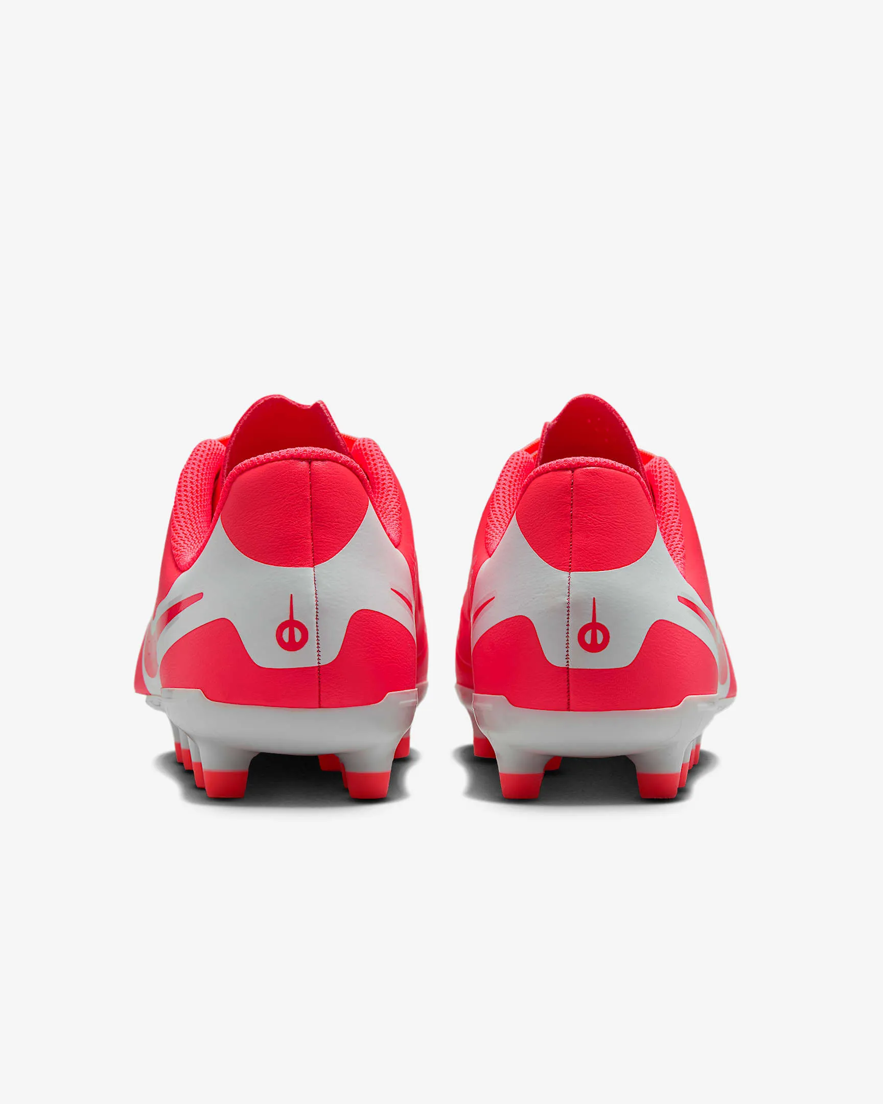 Nike Jr. Tiempo Legend 10 Club Younger/Older Kids' Multi-Ground Low-Top Football Boot