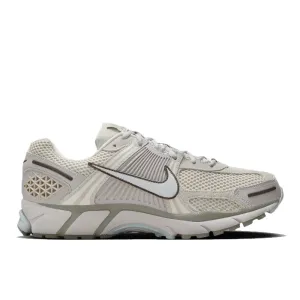 Nike Zoom Vomero 5 SE