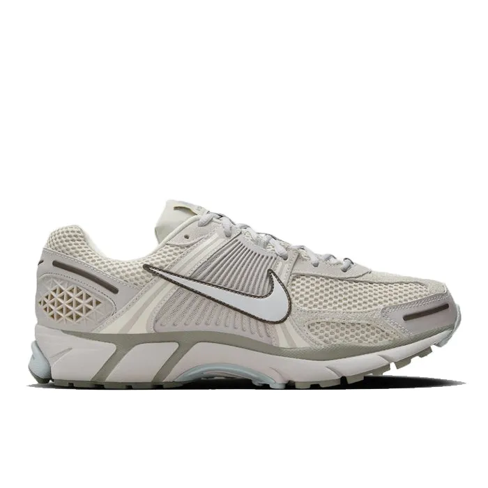 Nike Zoom Vomero 5 SE