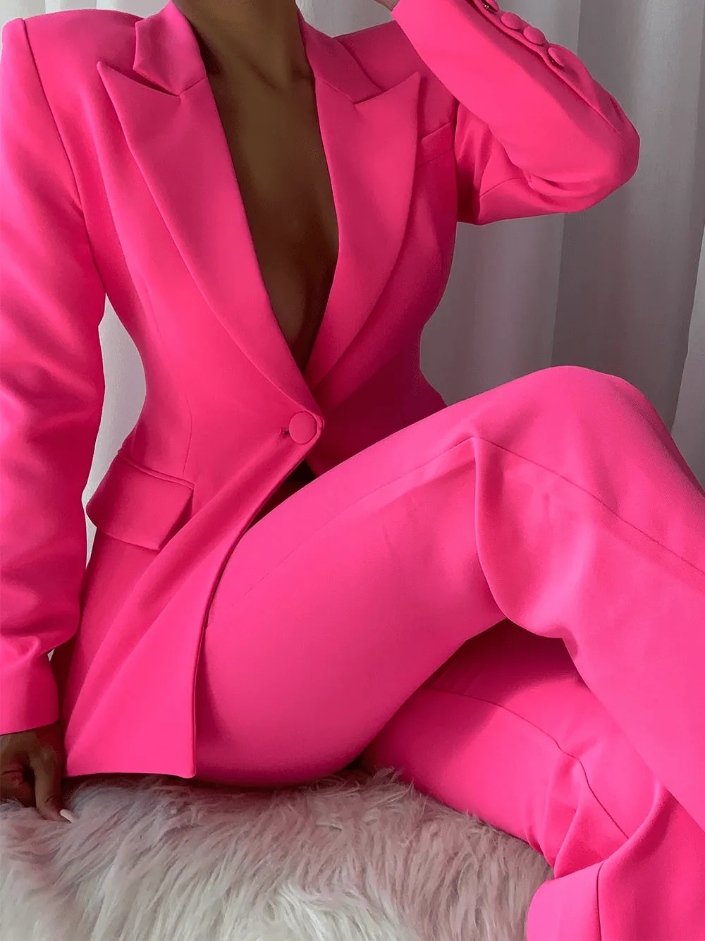Pink 2 Piece Peak Lapel Single Breasted Slim Fit Women's Suit