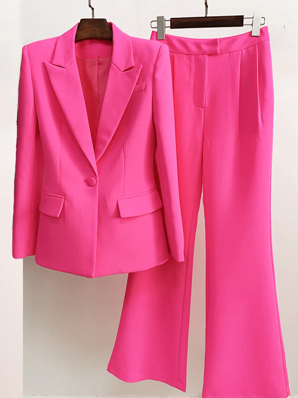 Pink 2 Piece Peak Lapel Single Breasted Slim Fit Women's Suit
