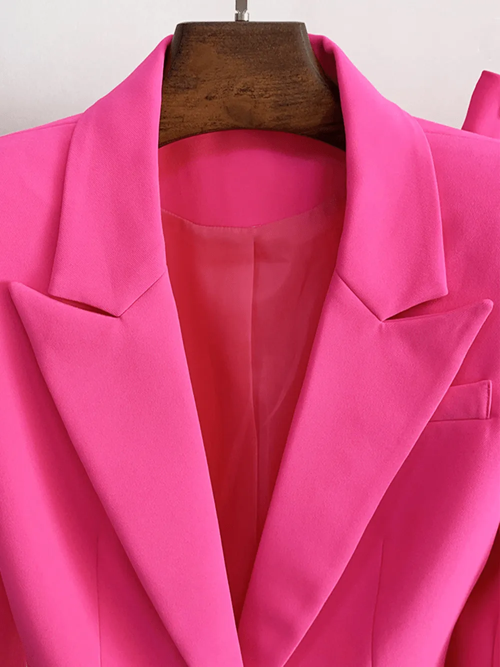 Pink 2 Piece Peak Lapel Single Breasted Slim Fit Women's Suit