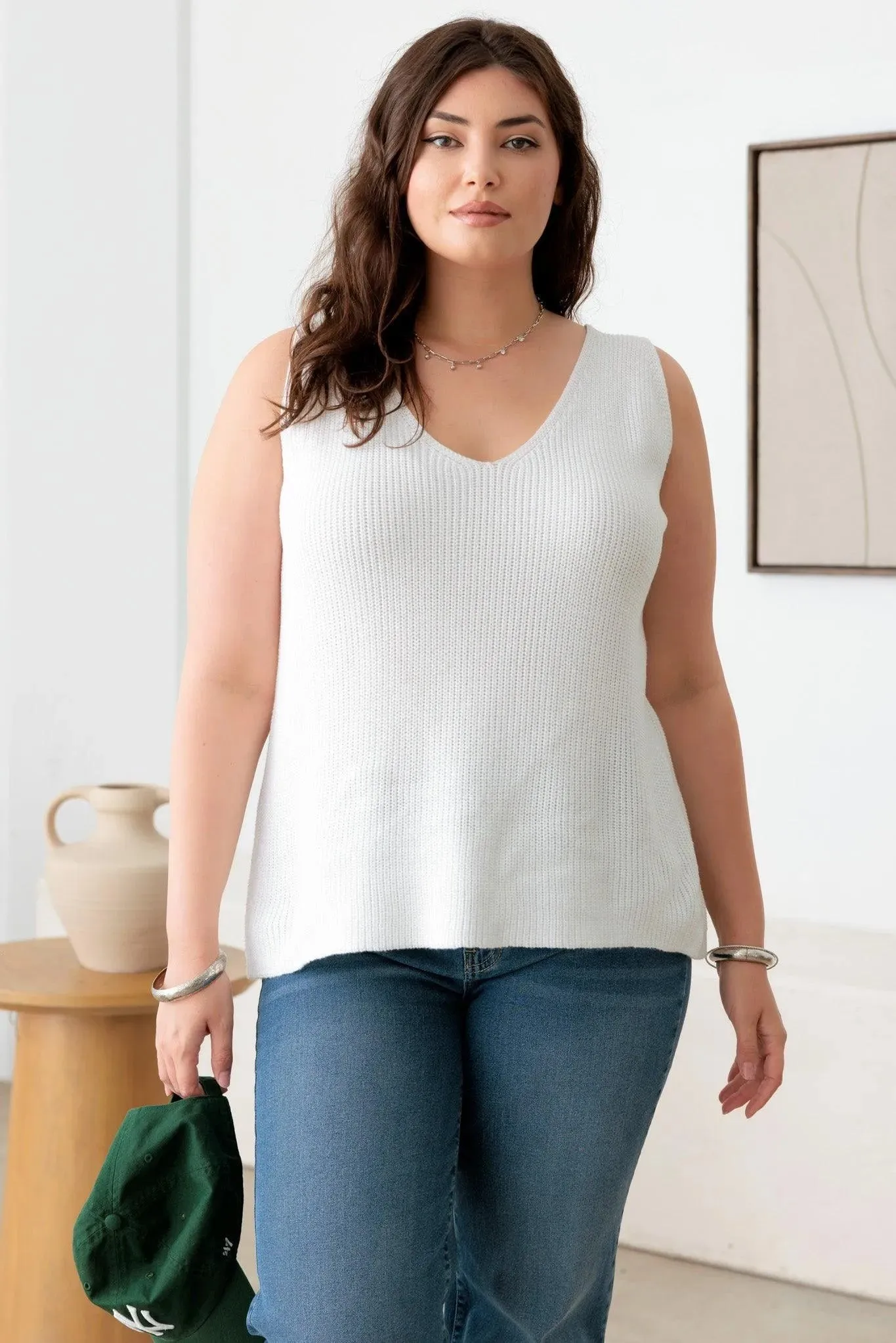 Plus Size Sleeveless V-Neck Knit Sweater Top
