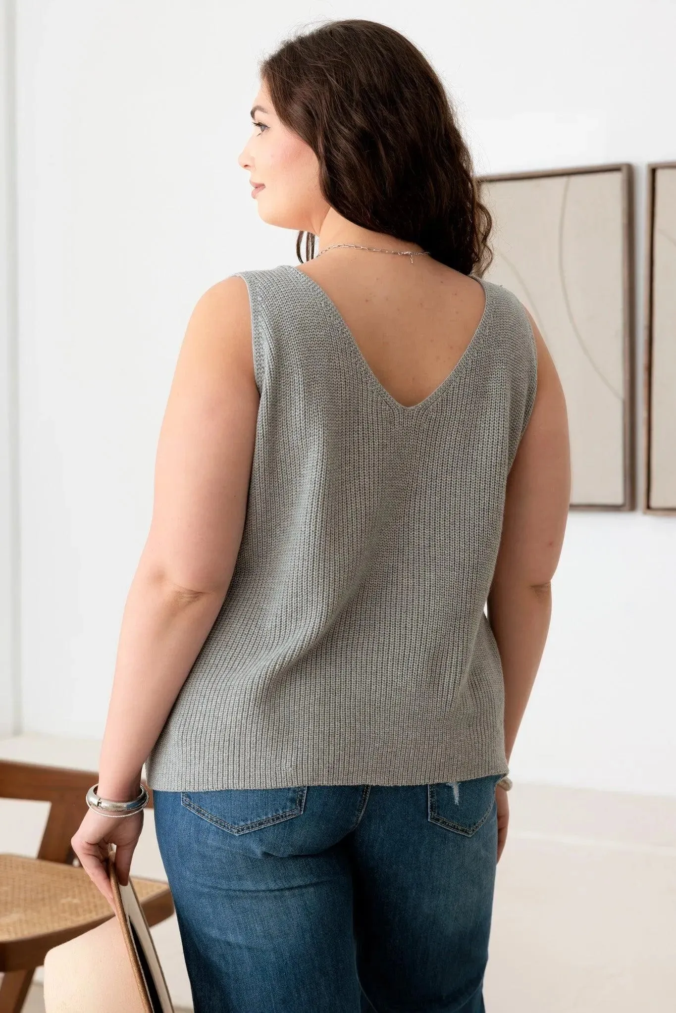 Plus Size Sleeveless V-Neck Knit Sweater Top