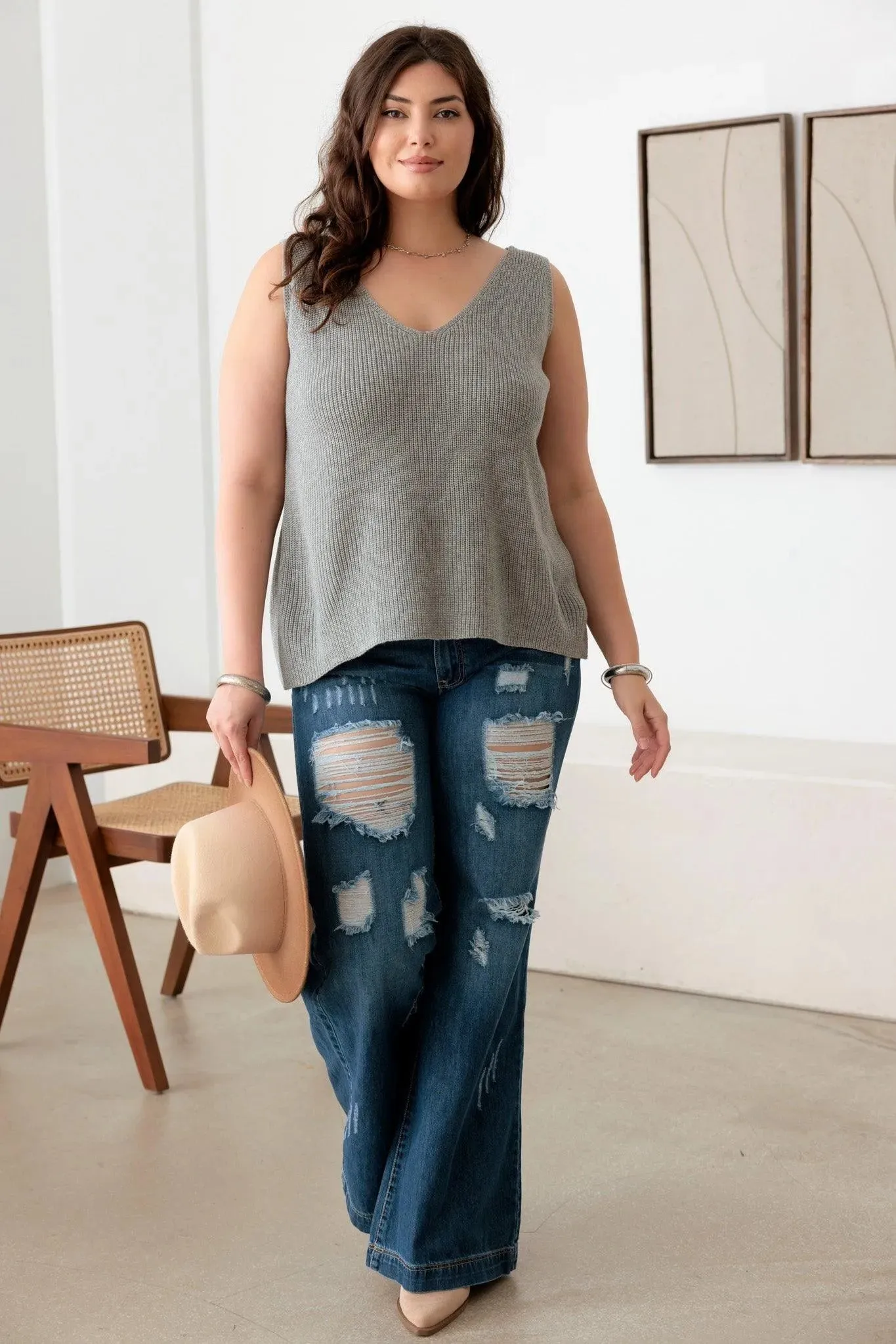 Plus Size Sleeveless V-Neck Knit Sweater Top