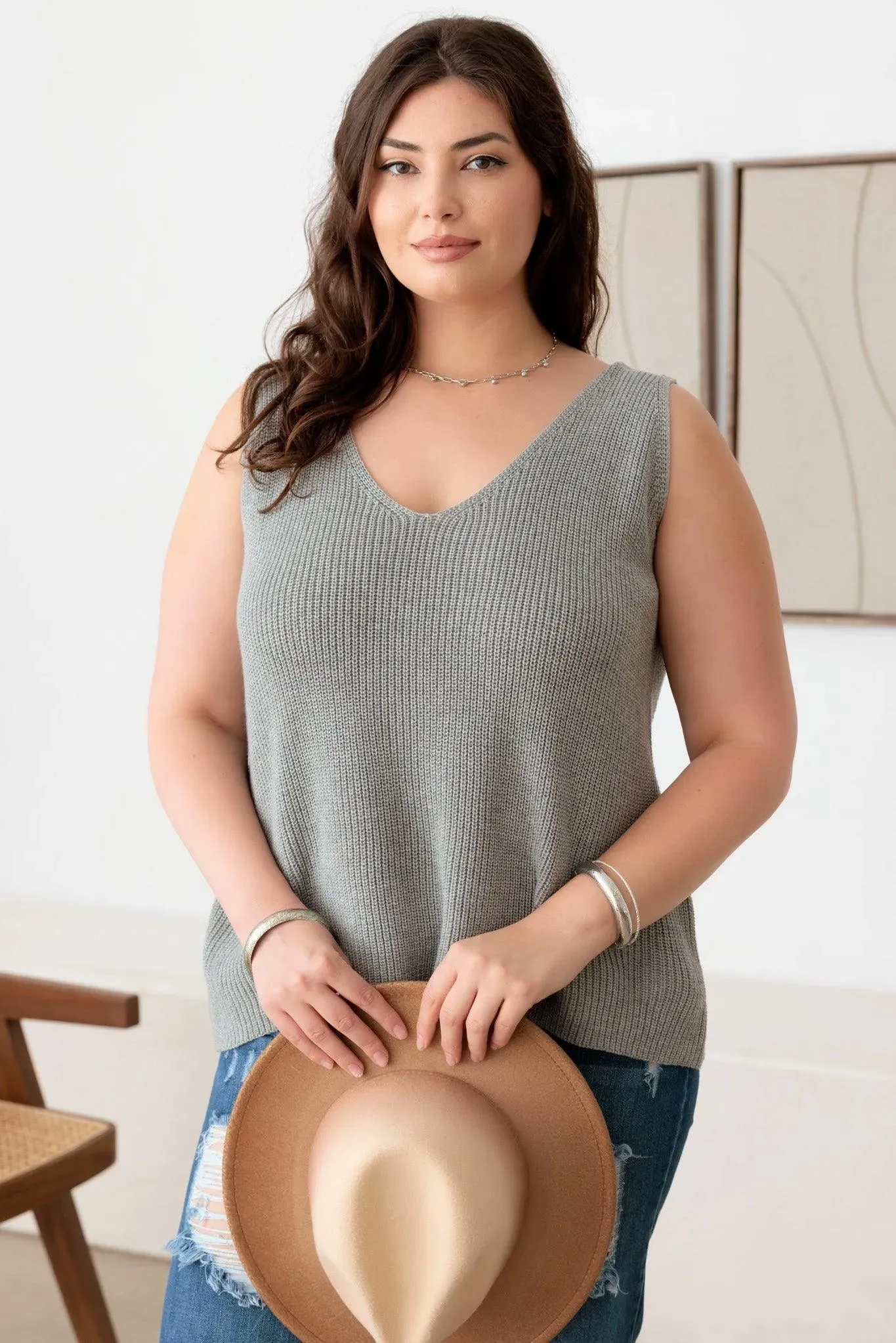 Plus Size Sleeveless V-Neck Knit Sweater Top