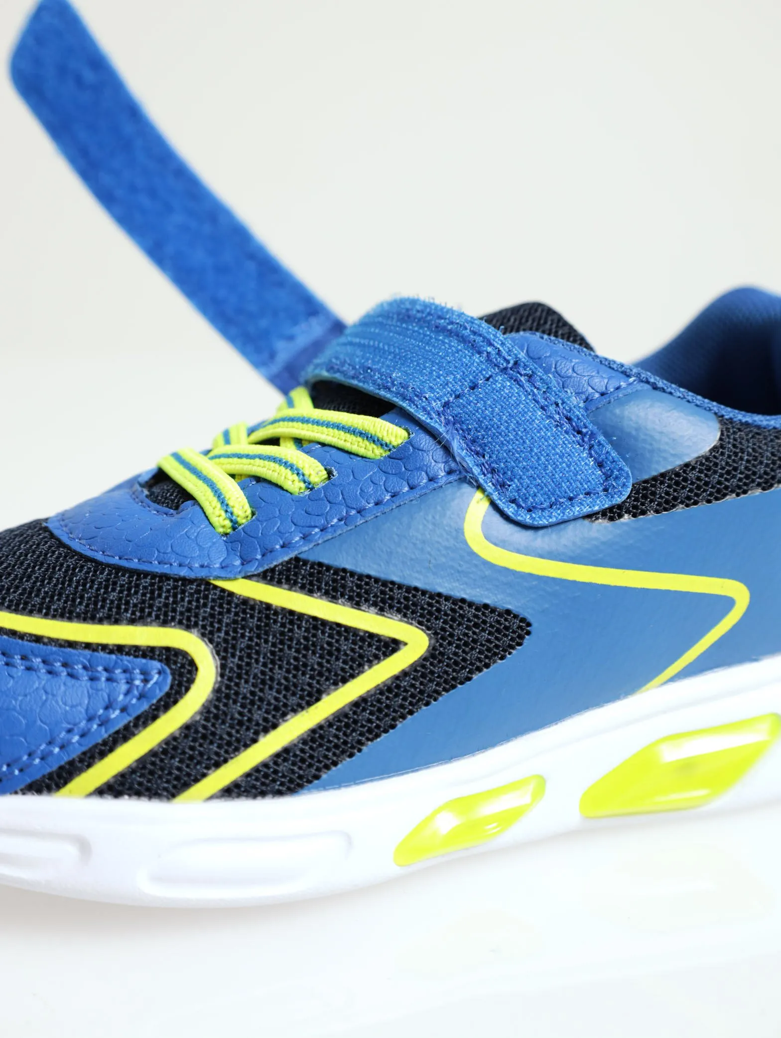 Pre-Boys Stride Light Sneaker - Green
