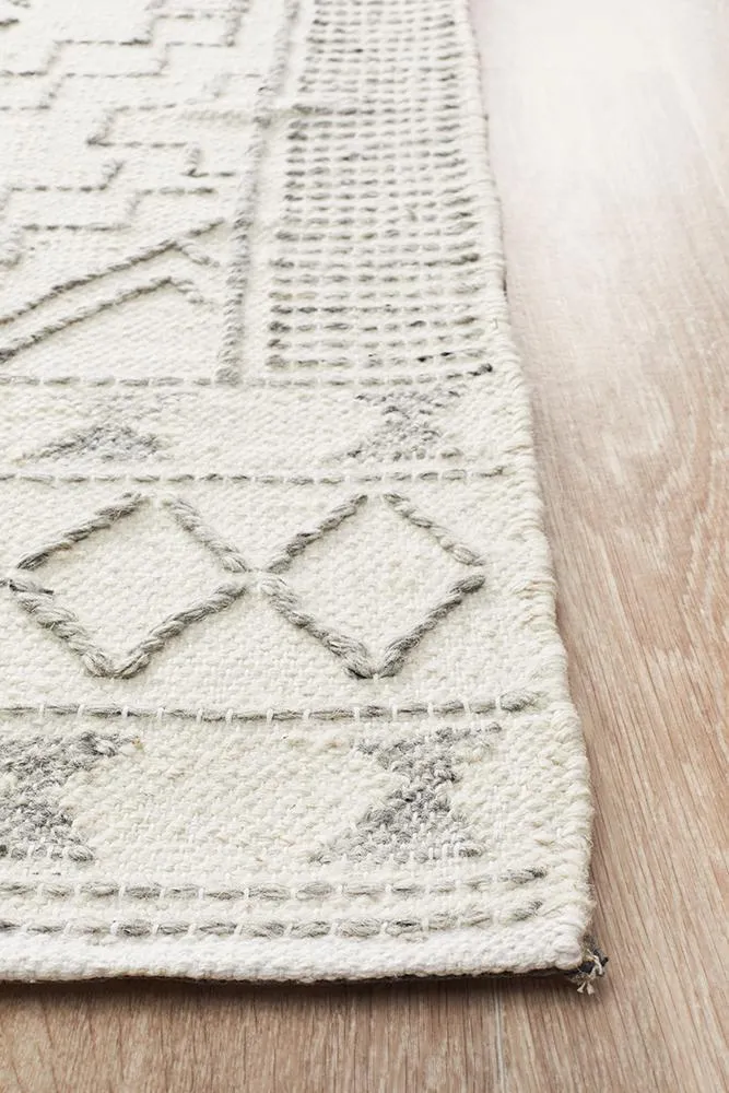 Salena Rug Ivory