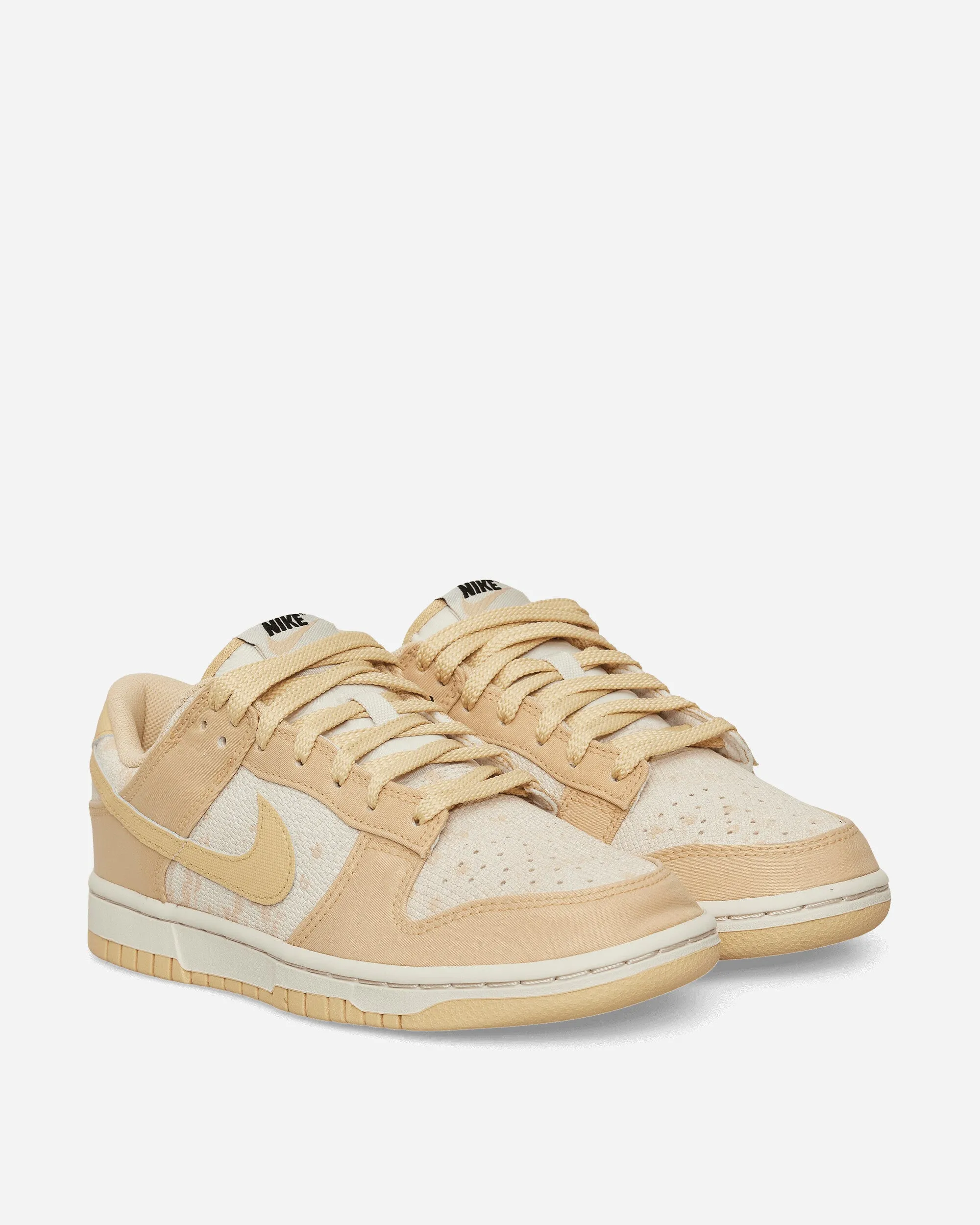 Women's Dunk Low Sneakers Light Orewood Brown / Sesame