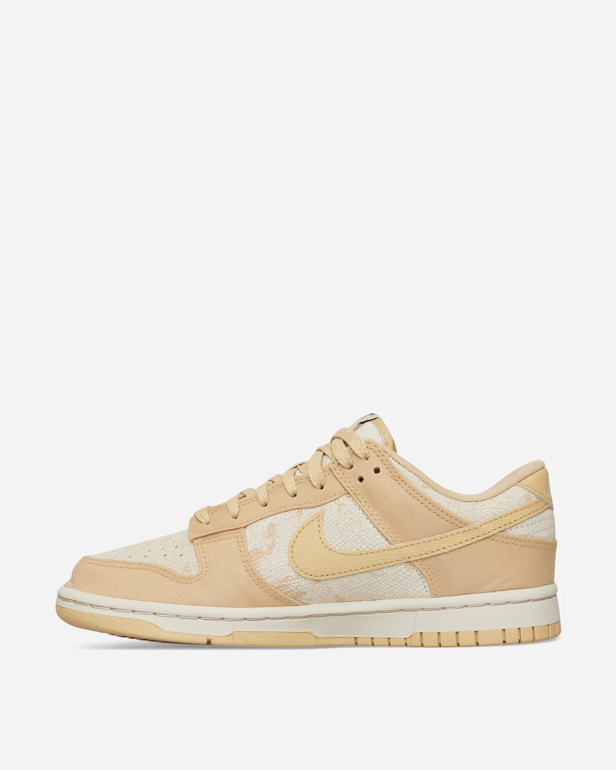 Women's Dunk Low Sneakers Light Orewood Brown / Sesame